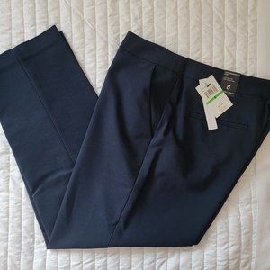 Amanda + Chelsea Contemporary Fit Capri - New with Tags!